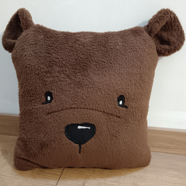 Nagyon puha bundás MACI párna